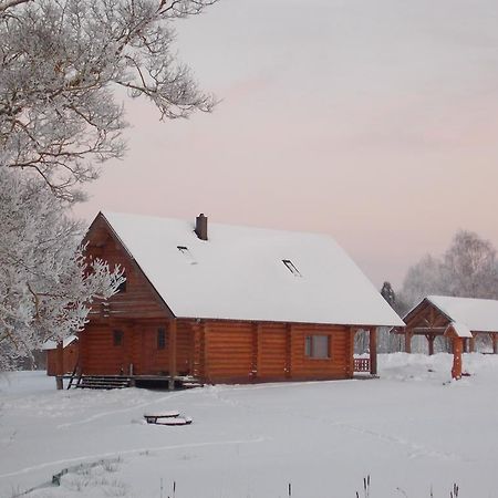 Guest House Kalnini Kārļi Esterno foto