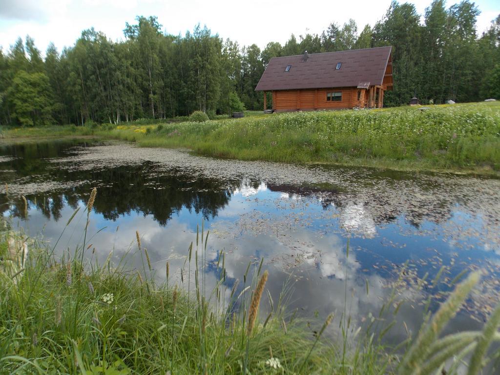 Guest House Kalnini Kārļi Esterno foto